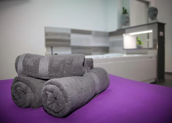 Liefdeshotel Oasi Di Relax Con Jacuzzi Privata *