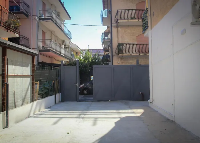 Oasi Di Relax Con Jacuzzi Privata Liefdeshotel