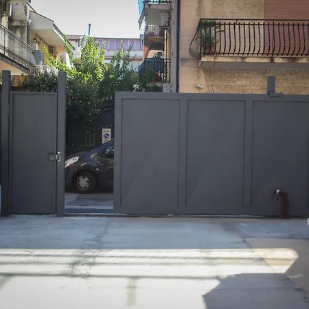 Oasi Di Relax Suite Con Jacuzzi Privata Giardini Naxos